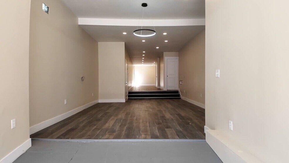 2624 Germantown Ave, Philadelphia, PA à vendre - Vidéo sur l’inscription commerciale - Image 2 de 37