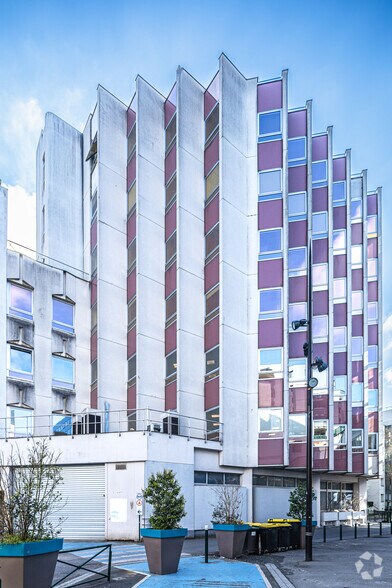 201 Rue De La Piazza, Noisy-le-Grand à louer - Photo du bâtiment - Image 2 de 48