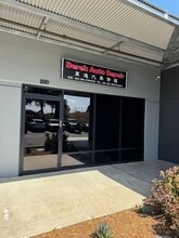 2120 W Mission Rd, Escondido, CA à louer Photo intérieure- Image 2 de 2