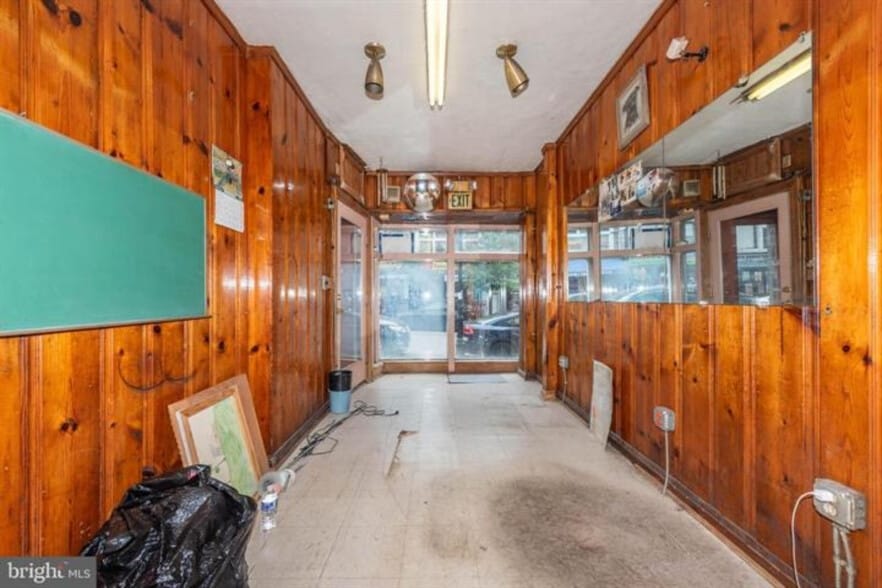 212 W Saratoga St, Baltimore, MD for sale - Building Photo - Image 2 of 28