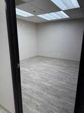 2140 Eastman Ave, Ventura, CA à louer Photo intérieure- Image 2 de 8