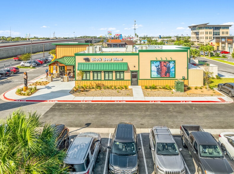 6706 W Expressway 83, Harlingen, TX for sale - Building Photo - Image 2 of 6