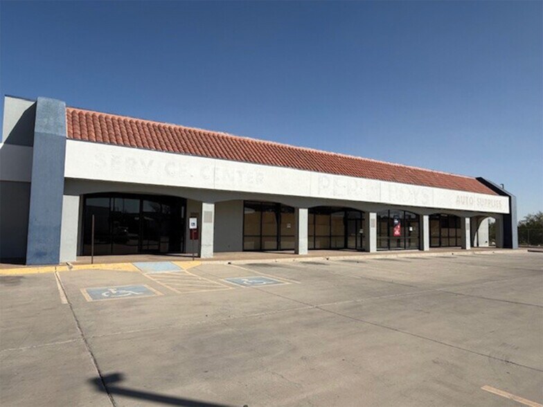 200 S Americas Ave, El Paso, TX à louer - Photo du bâtiment - Image 2 de 10