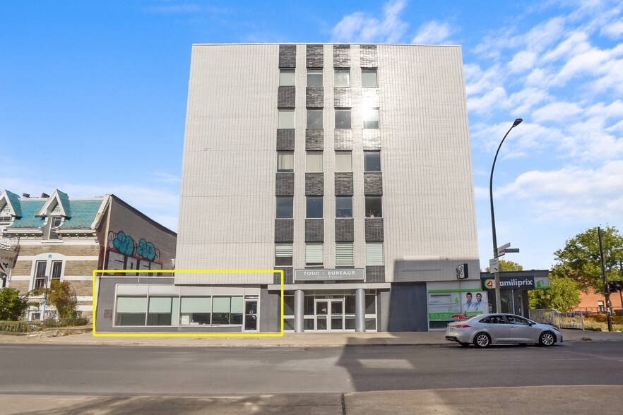 3865-3885 Rue Saint-Urbain, Montréal, QC à louer - Photo du bâtiment - Image 2 de 5