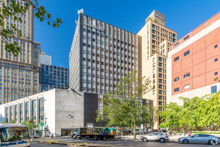 195 Montague St, Brooklyn, NY for lease - Building Photo - Image 1 of 24