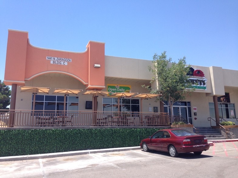 1441 N Zaragosa Rd, El Paso, TX for lease - Building Photo - Image 3 of 13