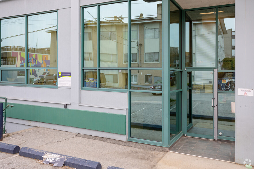 2323 Quebec St, Vancouver, BC for lease - Building Photo - Image 3 of 6