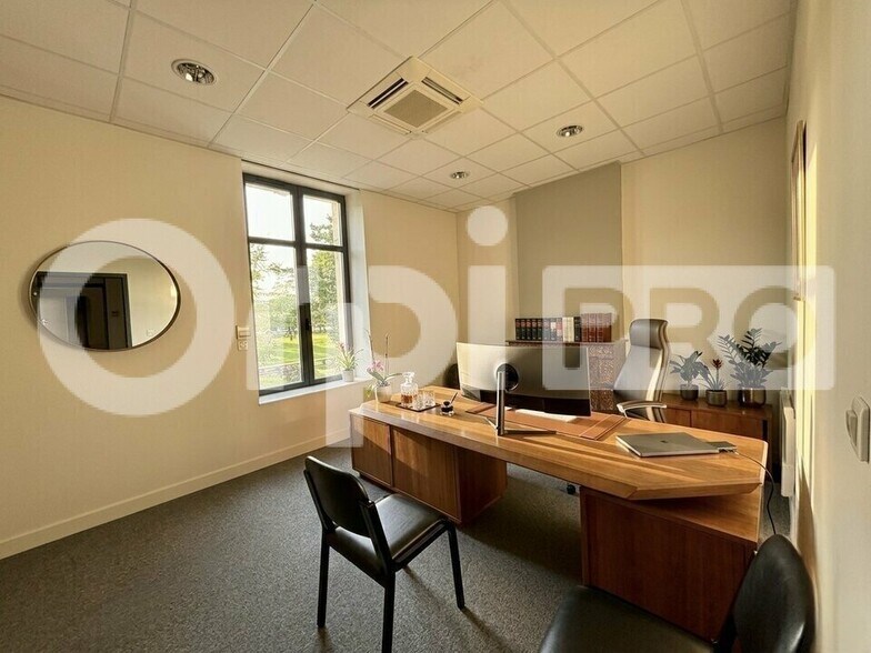 Office in Dax for lease - Interior Photo - Image 3 of 4