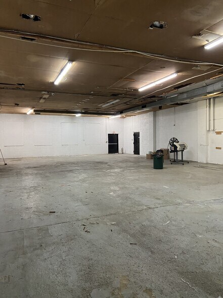 465-469 Jericho Tpke, Mineola, NY à vendre - Photo intérieure - Image 3 de 10