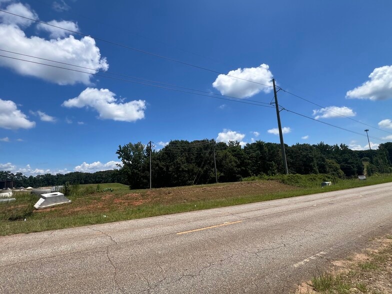 2.33 acres Benson Ham rd, Forsyth, GA for sale - Building Photo - Image 3 of 4