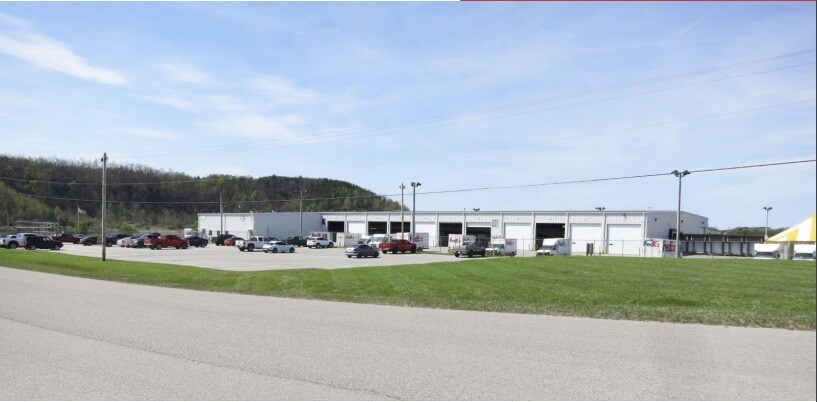 918 Coal Fields Industrial Dr, Chavies, KY for lease Building Photo- Image 1 of 8