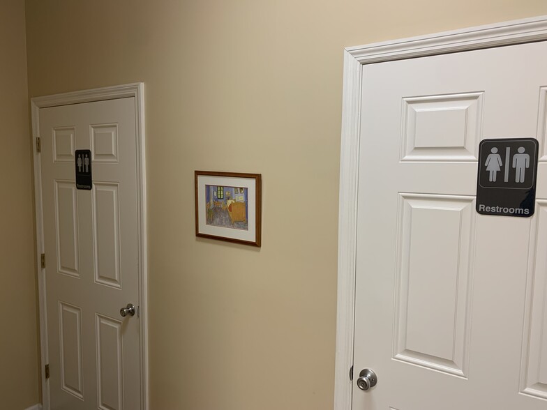 5401 Netherby Rd, North Charleston, SC à vendre - Photo du bâtiment - Image 2 de 12