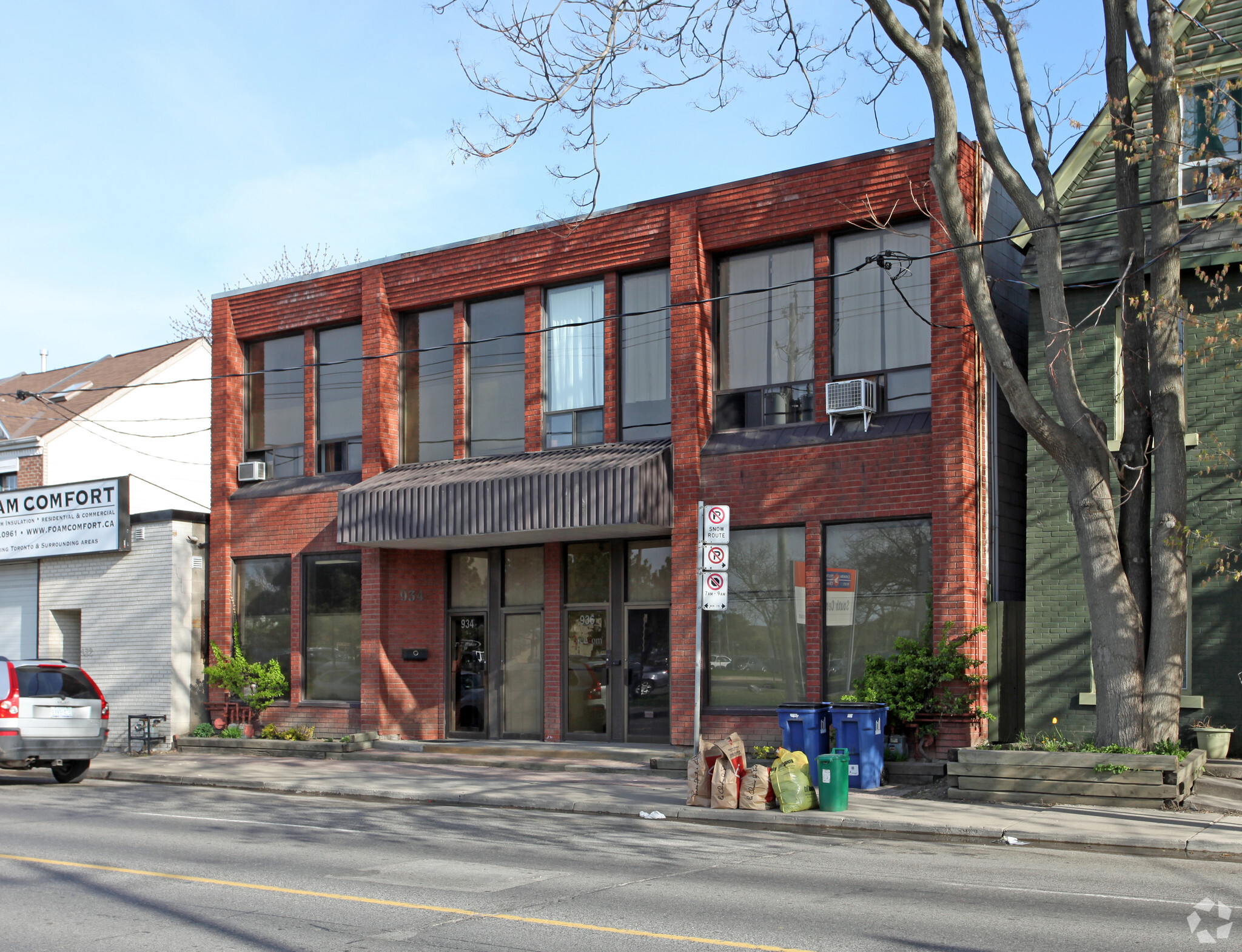 934-936 Eastern Ave, Toronto, ON for lease Primary Photo- Image 1 of 3