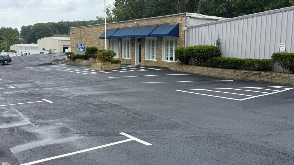 825 Park St, Christiansburg, VA for lease - Building Photo - Image 2 of 2
