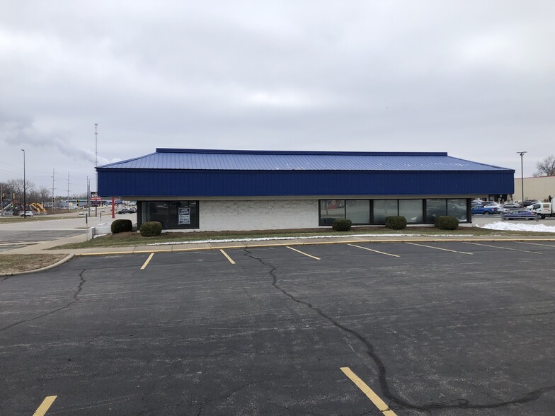 1401 S Dirksen, Springfield, IL for lease - Building Photo - Image 3 of 4