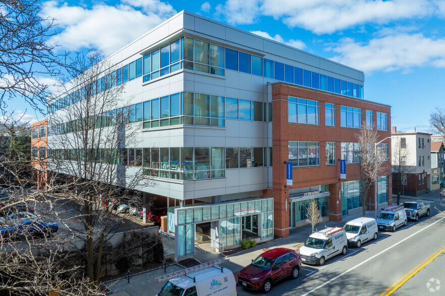 210 Broadway, Cambridge, MA for lease - Primary Photo - Image 1 of 5