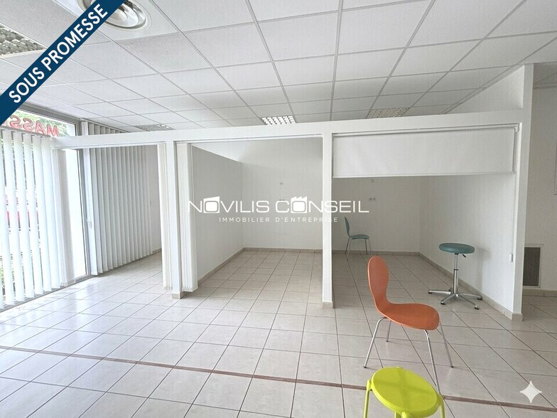 Office in Lespinasse for sale - Interior Photo - Image 2 of 9