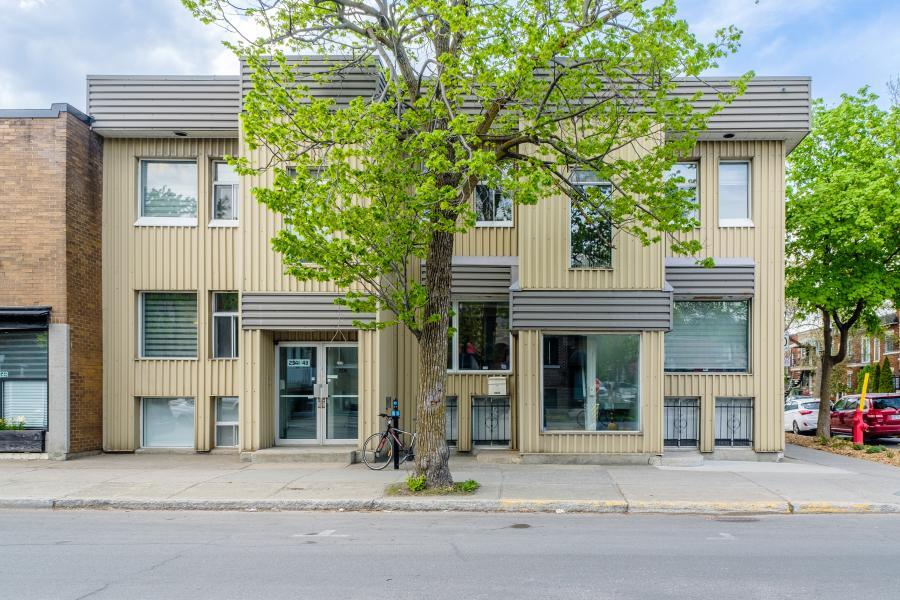 2339-2349 Rue Bélanger, Montréal, QC à vendre Photo du bâtiment- Image 1 de 1