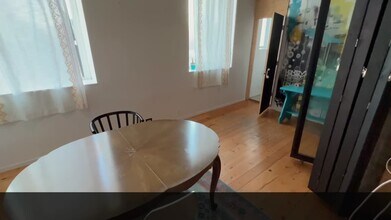 1250 W Augusta Blvd, Chicago, IL à louer - Vidéo sur l’inscription commerciale 