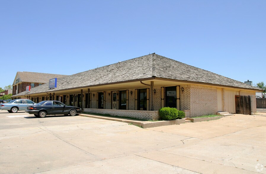 10400 S Pennsylvania Ave, Oklahoma City, OK à louer - Photo du bâtiment - Image 3 de 17