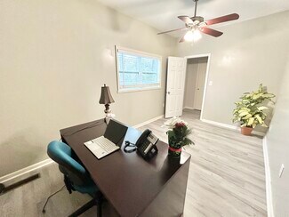 Plus de détails pour 101 W Campbellton St, Fairburn, GA - Bureau à louer