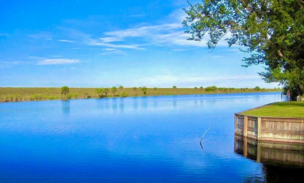 8101 SE 99th Trl, Okeechobee, FL à vendre Photo principale- Image 1 de 1