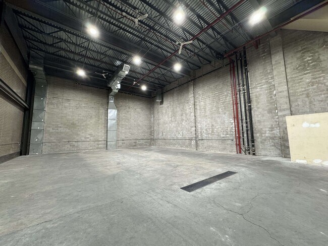 More details for Queens, Maspeth, NY - Industrial for Lease