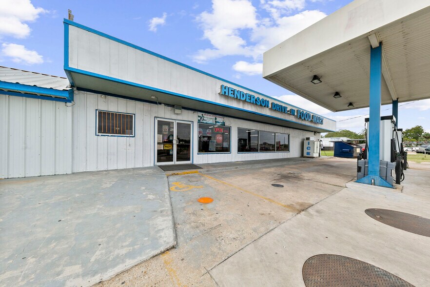 103 Henderson St, Palacios, TX à vendre - Photo du bâtiment - Image 3 de 31