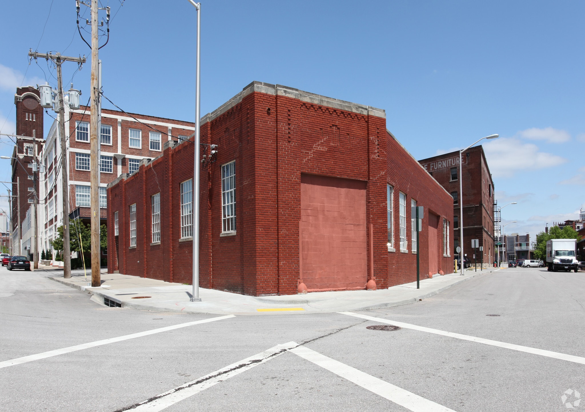 2049 Wyandotte St, Kansas City, MO for sale Primary Photo- Image 1 of 4