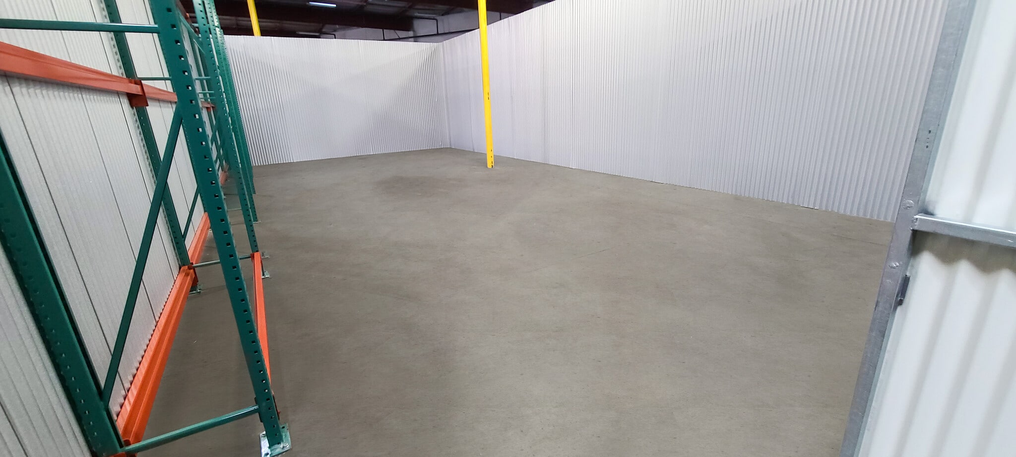 5625 E Firestone Blvd, South Gate, CA à louer Photo intérieure- Image 1 de 3