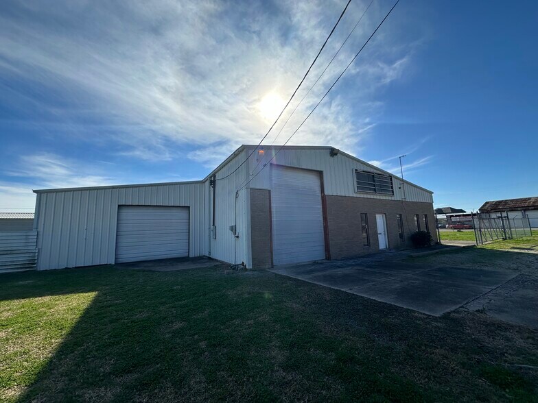 3412 Lockheed St, Pearland, TX à vendre - Photo du bâtiment - Image 1 de 14
