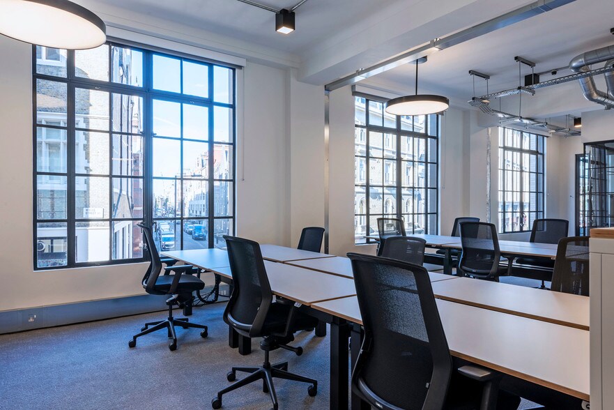 19-23 Wells St, Londres à louer - Photo intérieure - Image 2 de 8