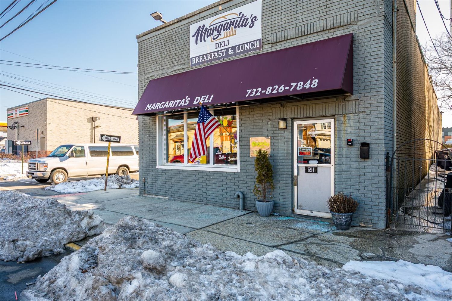 591 New Brunswick Ave, Perth Amboy, NJ for sale Primary Photo- Image 1 of 17