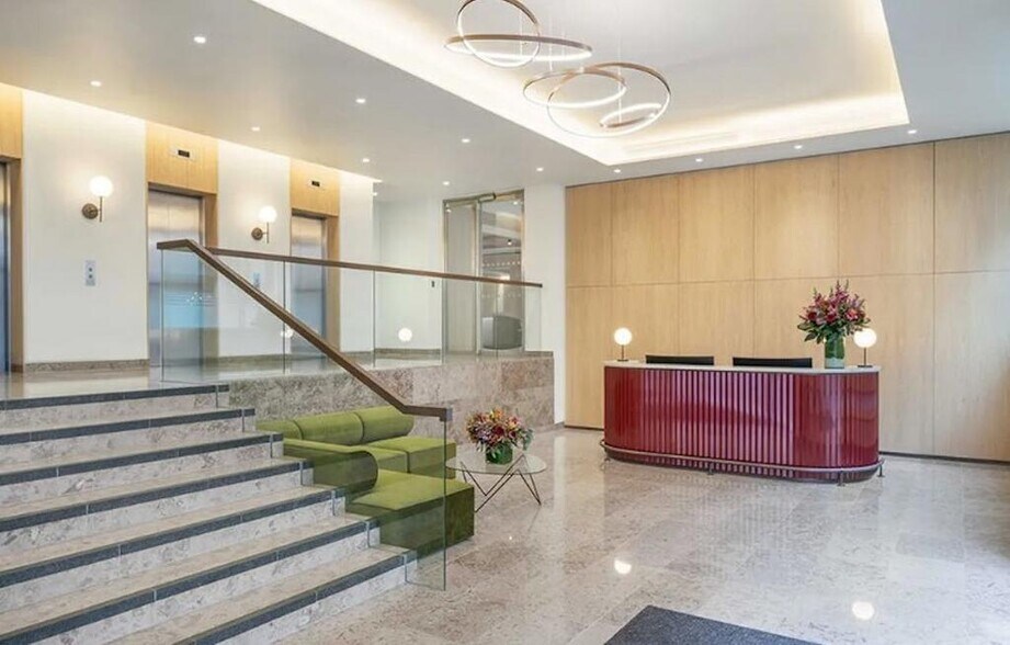 85 Gresham St, Londres à louer - Photo du bâtiment - Image 2 de 5