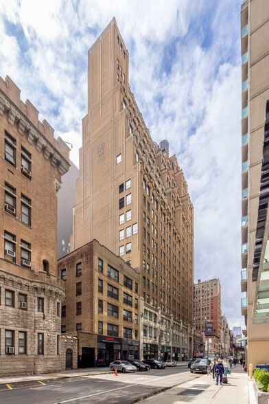 150 W 30th St, New York, NY for lease - Building Photo - Image 2 of 19