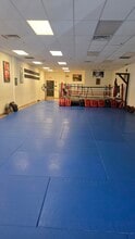 430 Cedarville Rd, Easton, PA for lease Interior Photo- Image 2 of 9