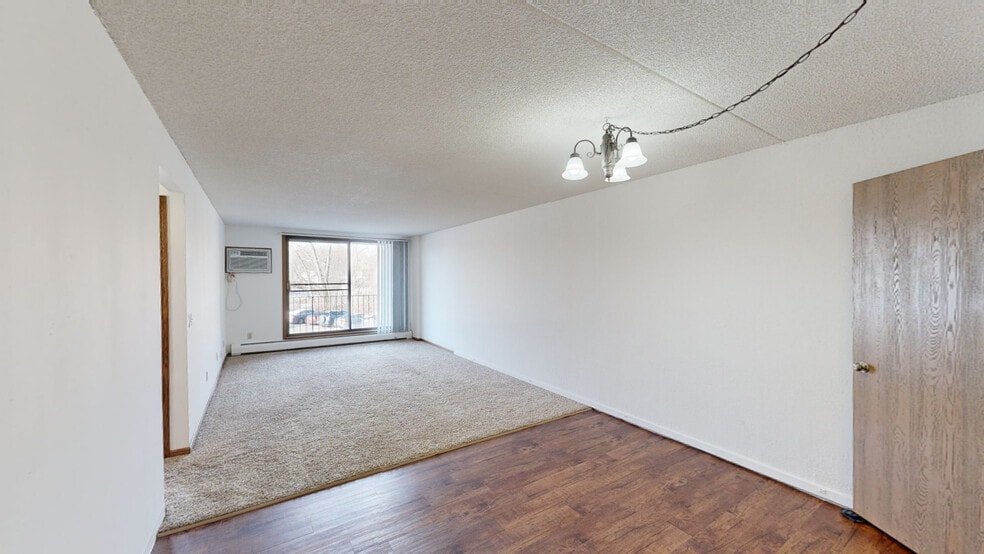 1045 Hiawatha Ave, Hopkins, MN for sale - Matterport 3D Scan - Image 2 of 17