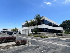 3030-3088 Walnut Ave, Long Beach, CA for lease Interior Photo- Image 2 of 16