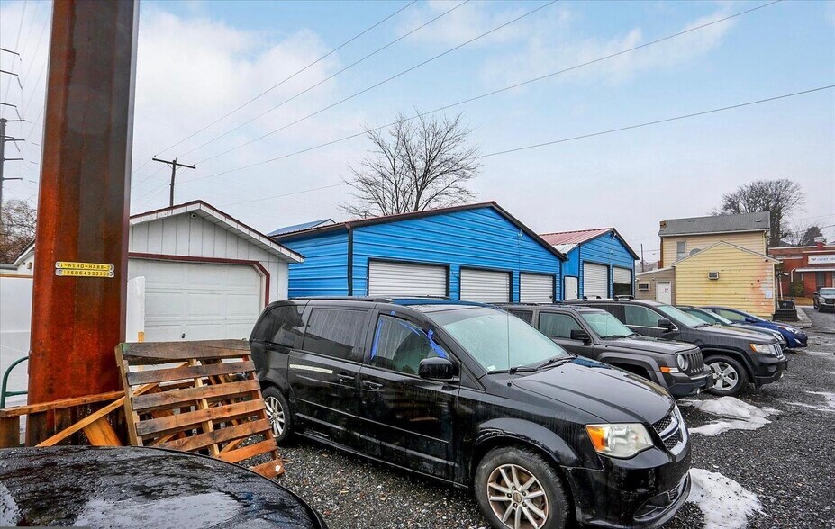 814 N Front St, Steelton, PA à vendre - Photo du bâtiment - Image 3 de 6