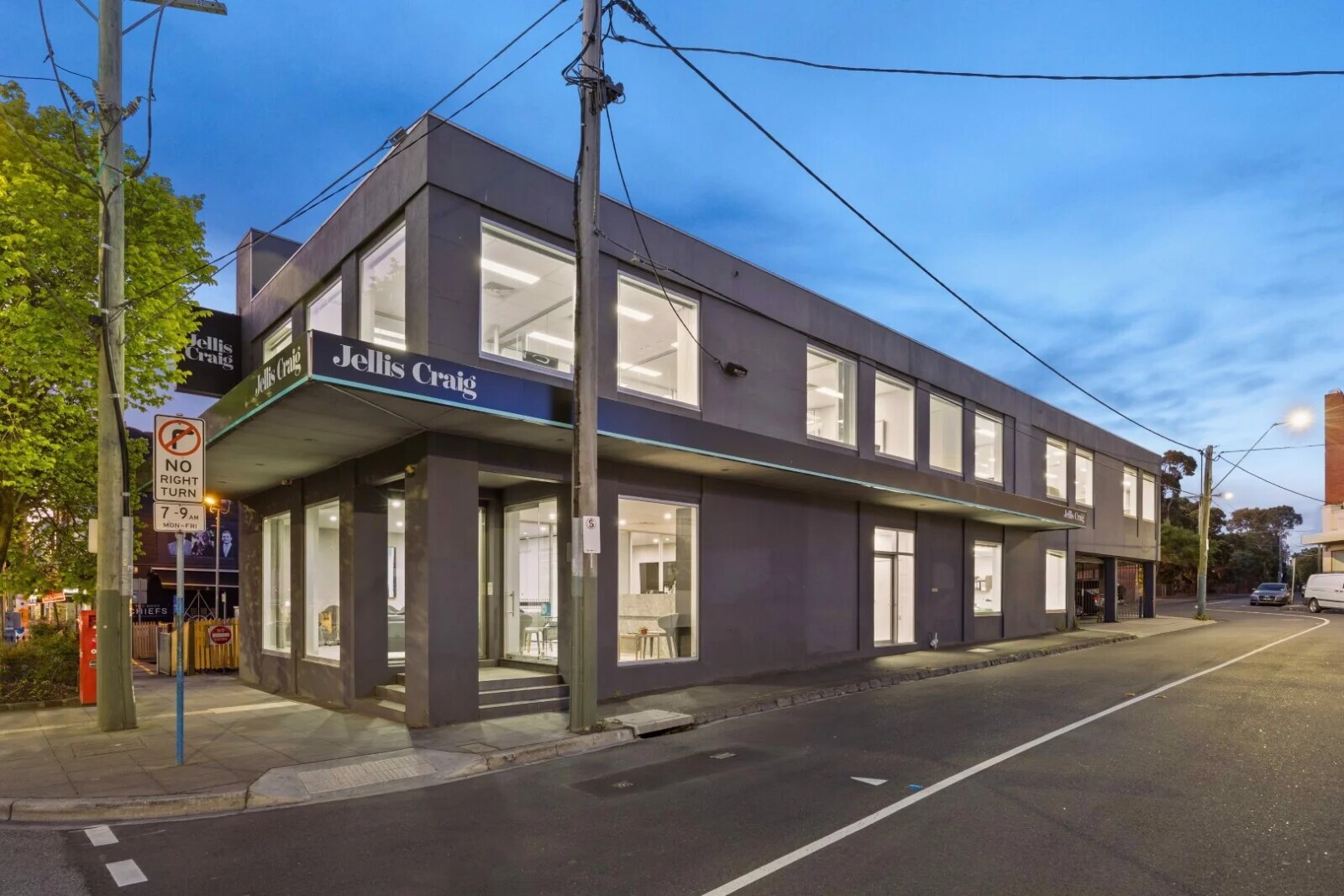 307 Bay St, Brighton for lease Primary Photo- Image 1 of 4