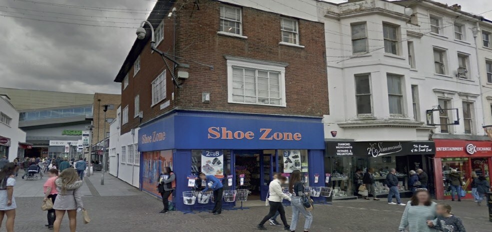 32-36 Sandgate Road Development portfolio of 3 properties for sale on LoopNet.ca - Primary Photo - Image 3 of 3