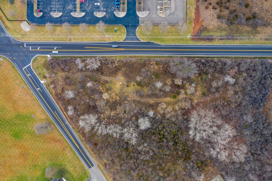 Sterns, Lambertville, MI à vendre - Photo du bâtiment - Image 3 de 8