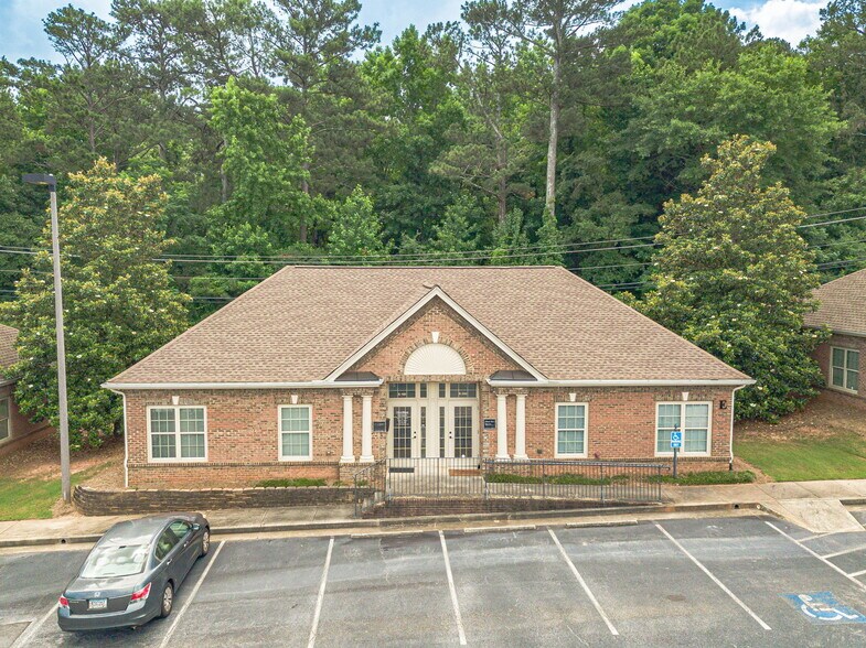 155 Bankers Blvd, Monroe, GA for sale - Building Photo - Image 1 of 23