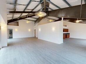 73-4080 Hulikoa Dr, Kailua Kona, HI à louer Photo intérieure- Image 2 de 5