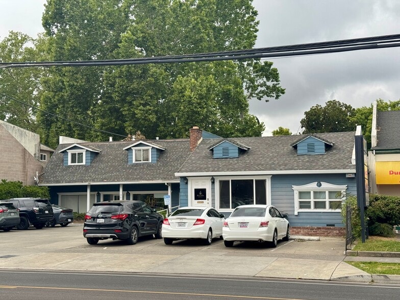 3010 Freeport Blvd, Sacramento, CA à vendre - Photo du bâtiment - Image 2 de 8