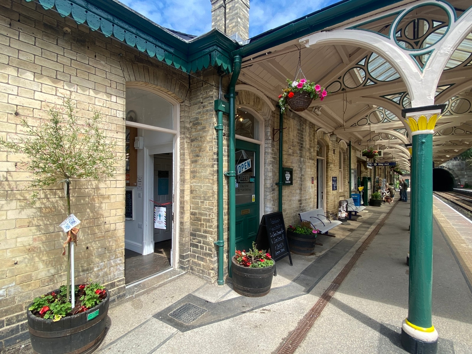 Station Rd, Knaresborough for lease Building Photo- Image 1 of 1