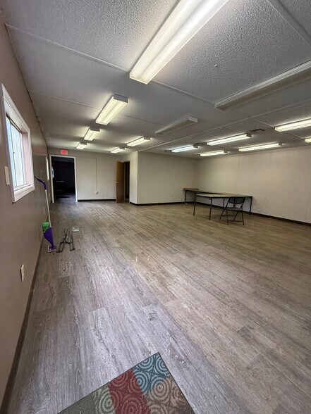 1128 Dean Forest Rd, Savannah, GA à louer - Photo intérieure - Image 2 de 6