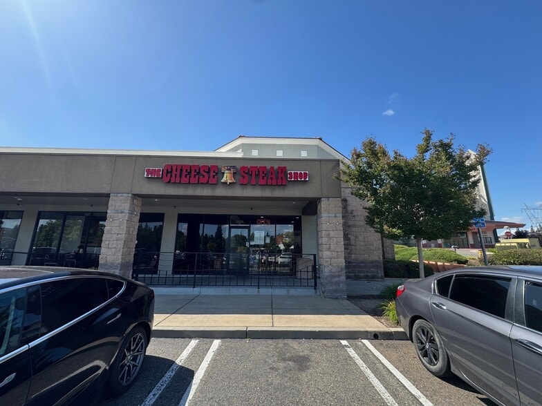 1563 Eureka Rd, Roseville, CA for lease - Building Photo - Image 2 of 9