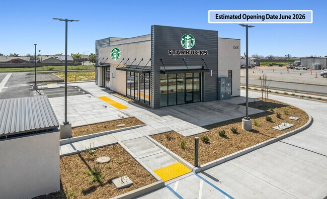 Plus de détails pour 1395 Bush St, Lemoore, CA - Commerce de détail à vendre