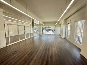 700 S Pacific Ave, San Pedro, CA for lease Building Photo- Image 2 of 7